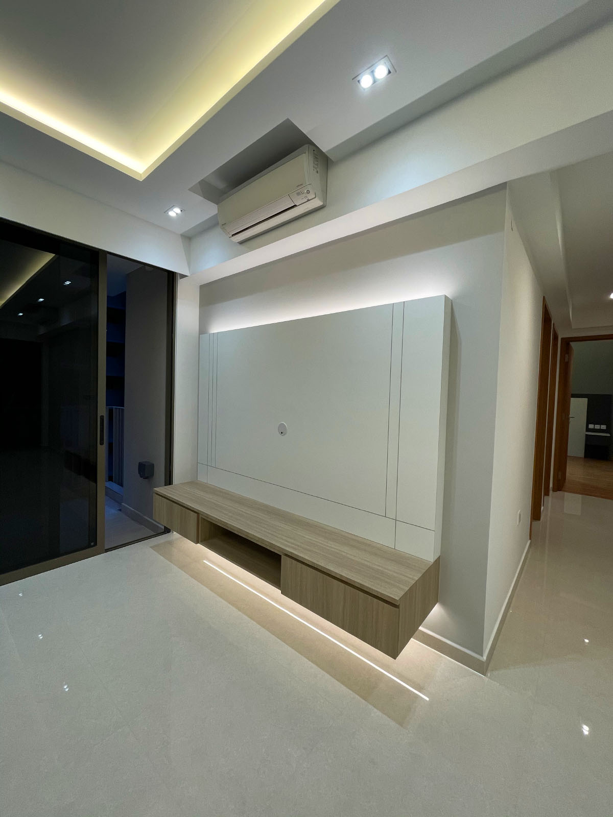 26 Rivercove Residence Interior Design of Living Room Design 1