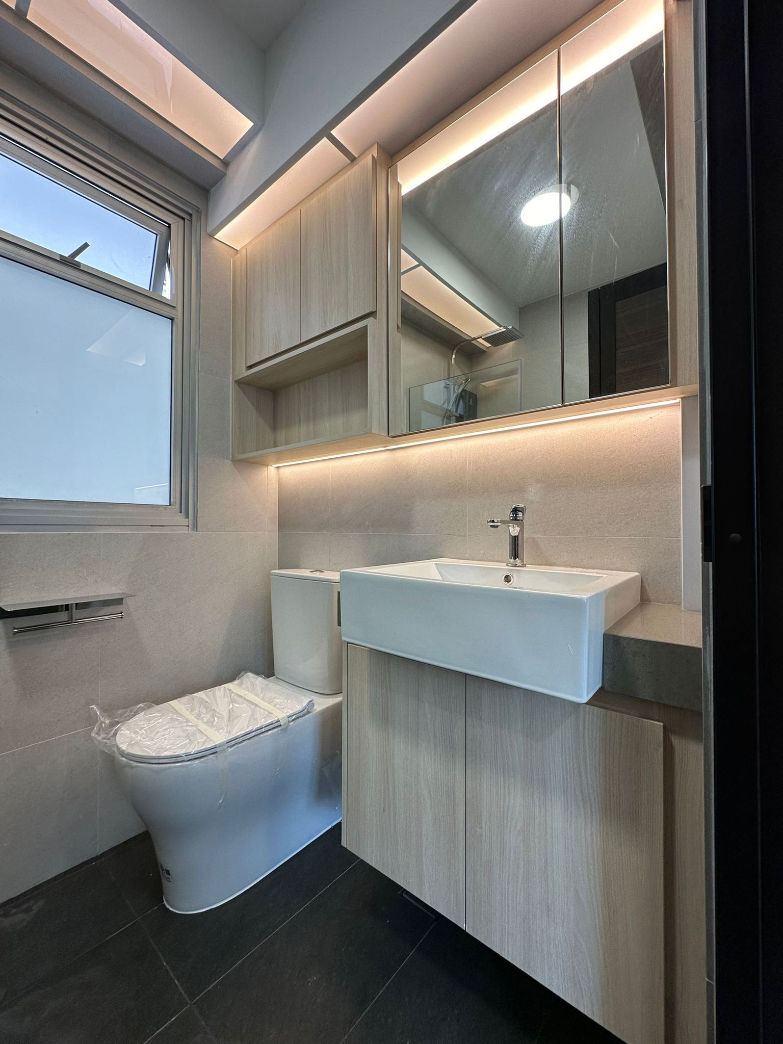 Blk292B Bukit Batok East Ave 6 Living Room Design with cabinet 4 Blk292B Bukit Batok East Ave 6 Living Room Design with cabinet